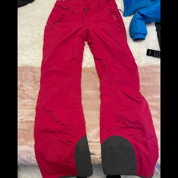 Helly Hanssen ski pants. - Picture 2 of 3